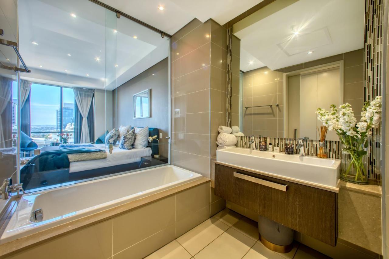 Sandton Skye Premium Suites & Penthouses Johannesburg Esterno foto