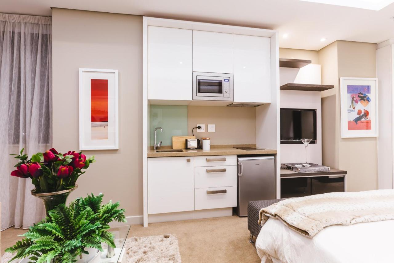 Sandton Skye Premium Suites & Penthouses Johannesburg Esterno foto